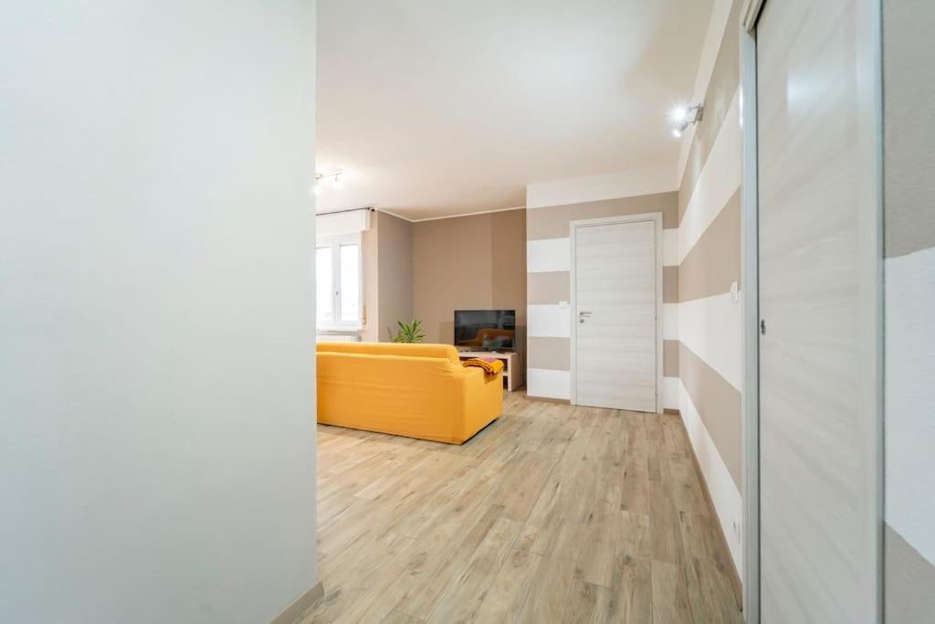 Bella Borgo Apartment Borgo San Dalmazzo Exterior photo